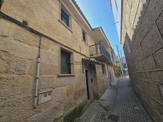 4 bedroom Semi-detached Villa for sale in Marín - € 195,000 (Ref: 9866012)