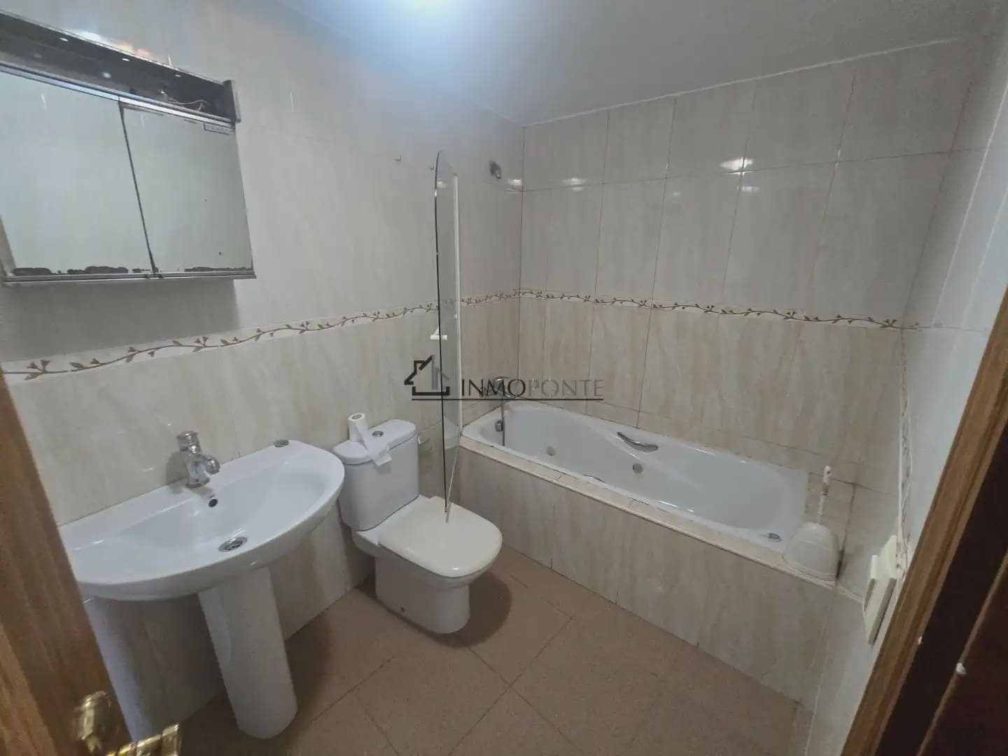 4 quarto Moradia Geminada para venda em Marin - 175 000 € (Ref: 9866012)