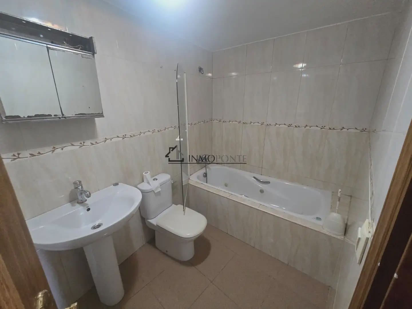 4 quarto Moradia Geminada para venda em Marin - 175 000 € (Ref: 9866012)