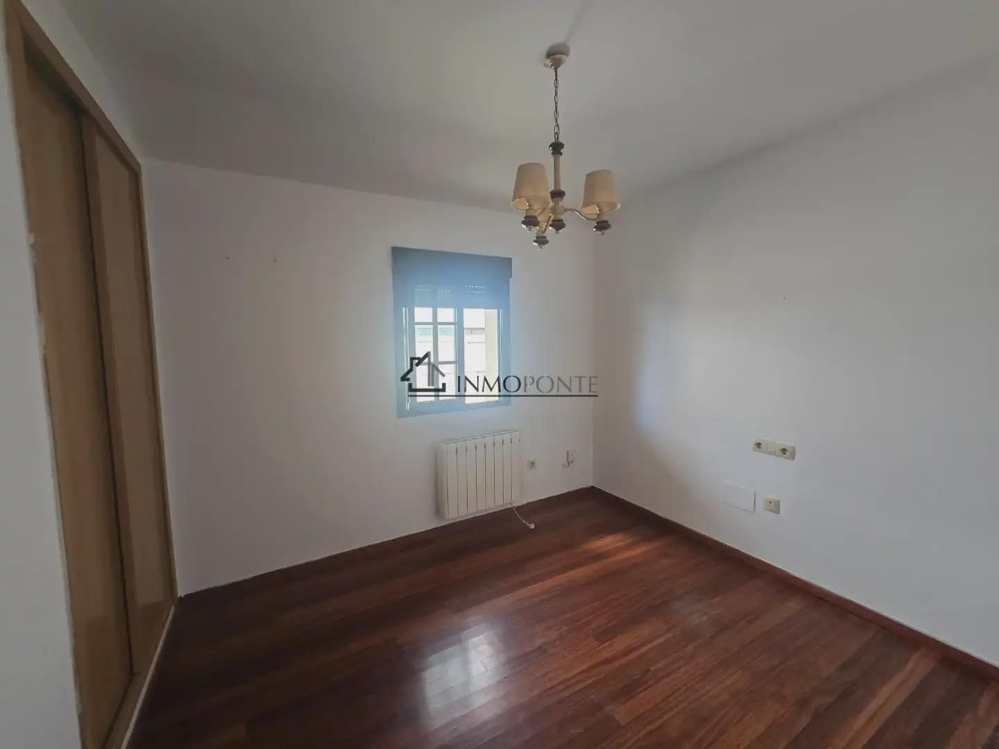 4 quarto Moradia Geminada para venda em Marin - 175 000 € (Ref: 9866012)