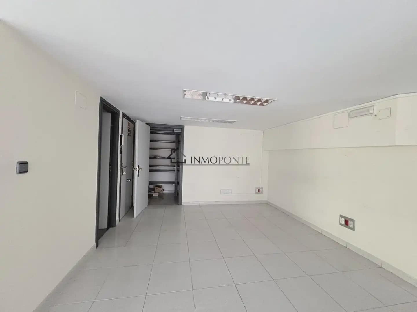 Bureau à vendre à Pontevedra ville - 330 300 € (Ref: 9866121)