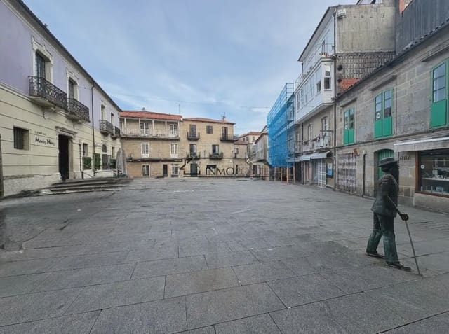 3 soveværelse Lejlighed til salg i Pontevedra by - € 250.000 (Ref: 9932237)