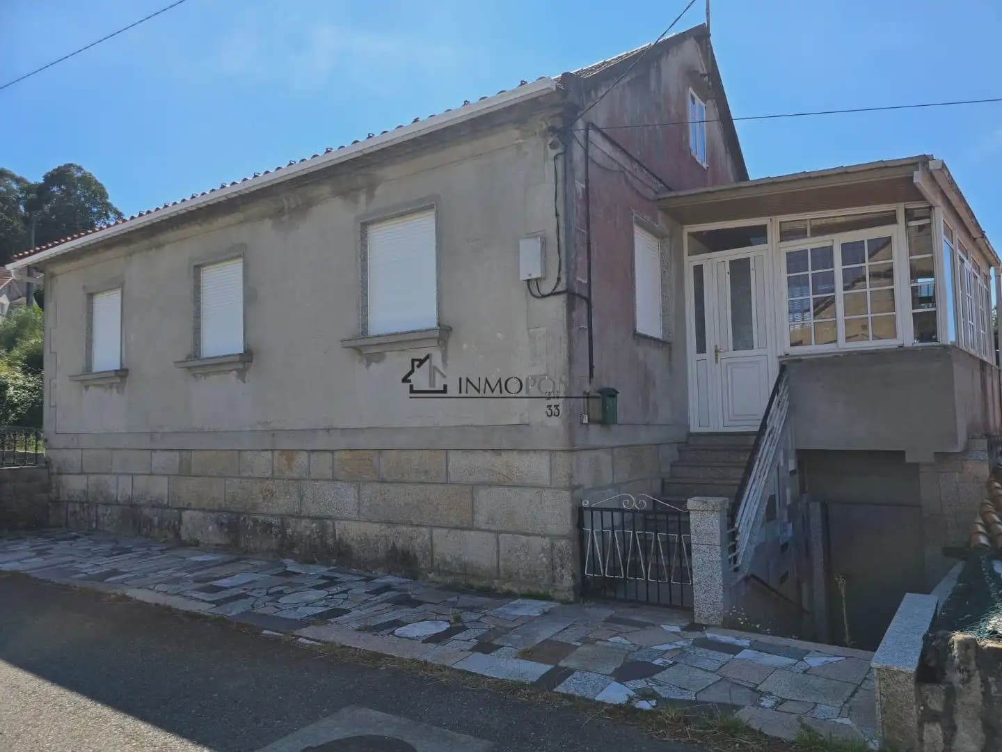 4 bedroom Finca/Country House for sale in Pontevedra city with garage - € 280,000 (Ref: 9932553)