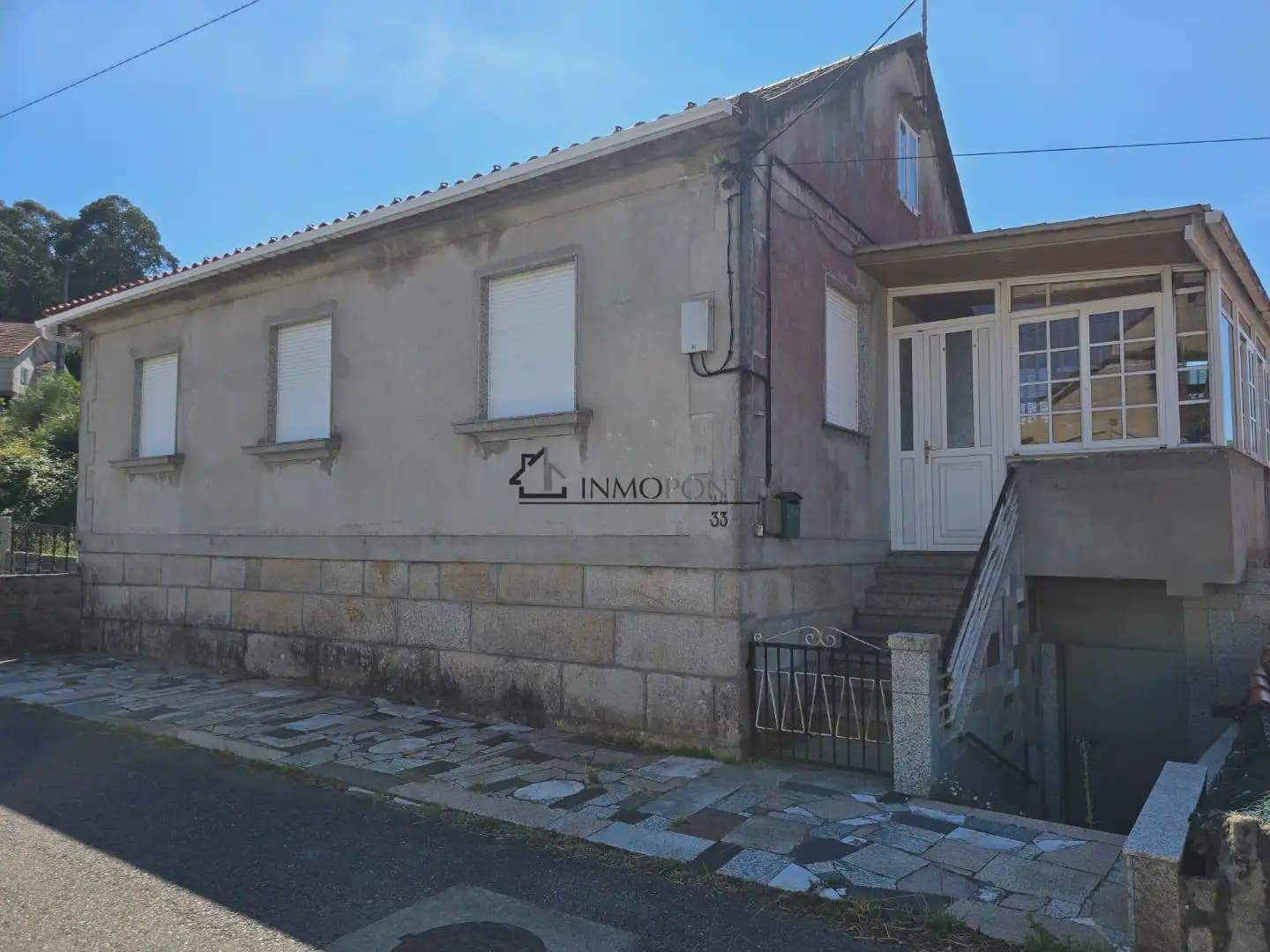 4 bedroom Finca/Country House for sale in Pontevedra city with garage - € 280,000 (Ref: 9932553)