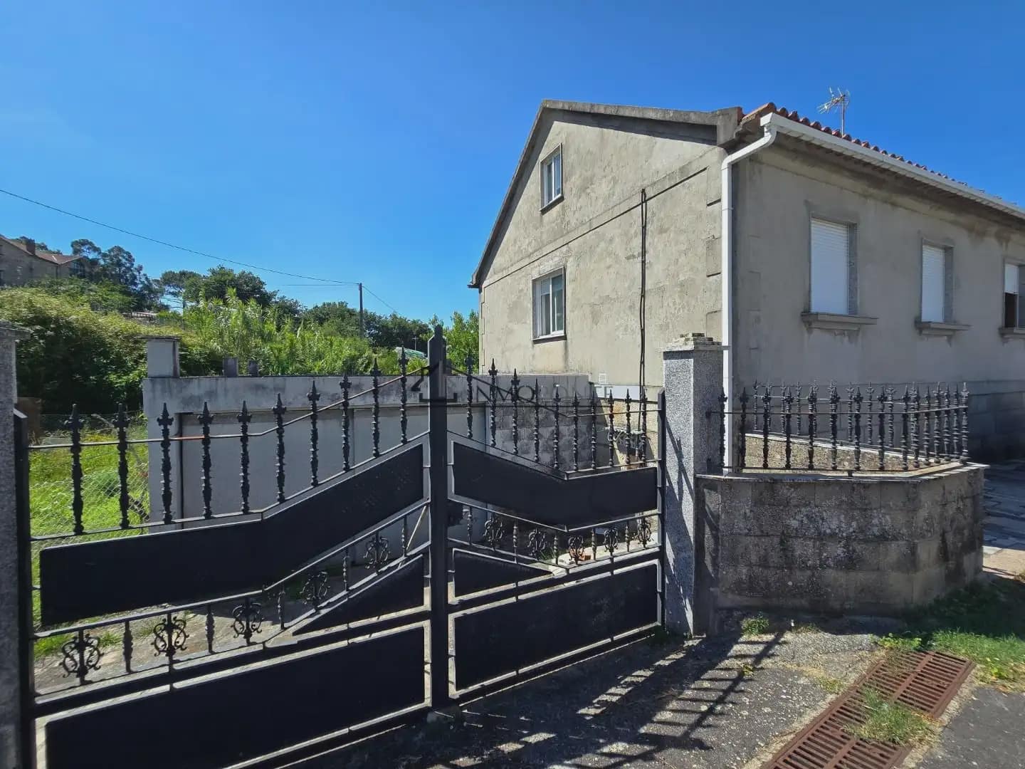 4 bedroom Finca/Country House for sale in Pontevedra city with garage - € 280,000 (Ref: 9932553)