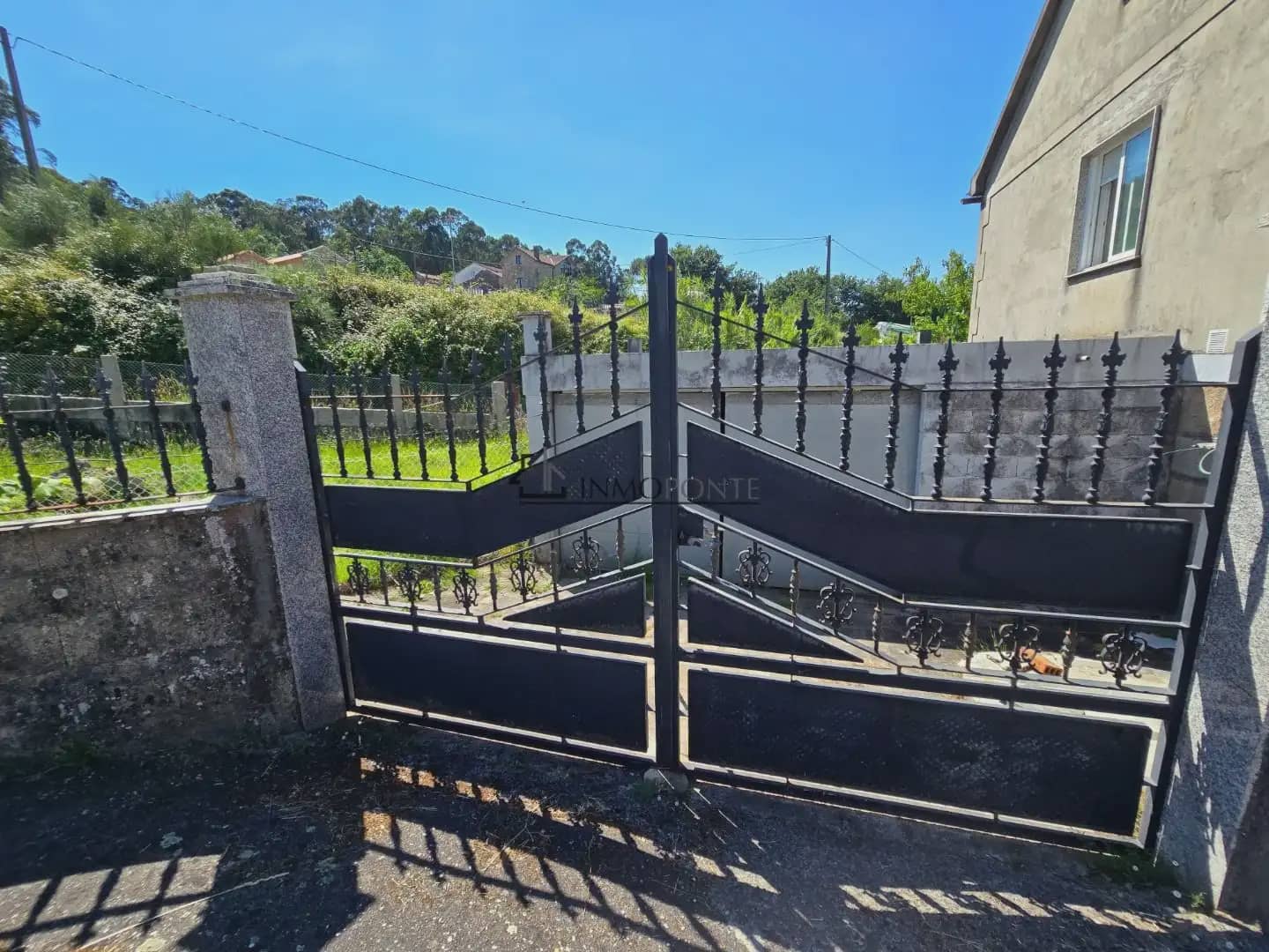 4 bedroom Finca/Country House for sale in Pontevedra city with garage - € 280,000 (Ref: 9932553)