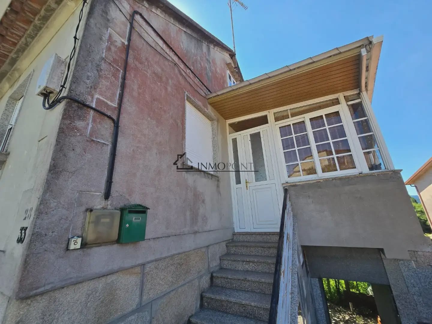 4 bedroom Finca/Country House for sale in Pontevedra city with garage - € 280,000 (Ref: 9932553)