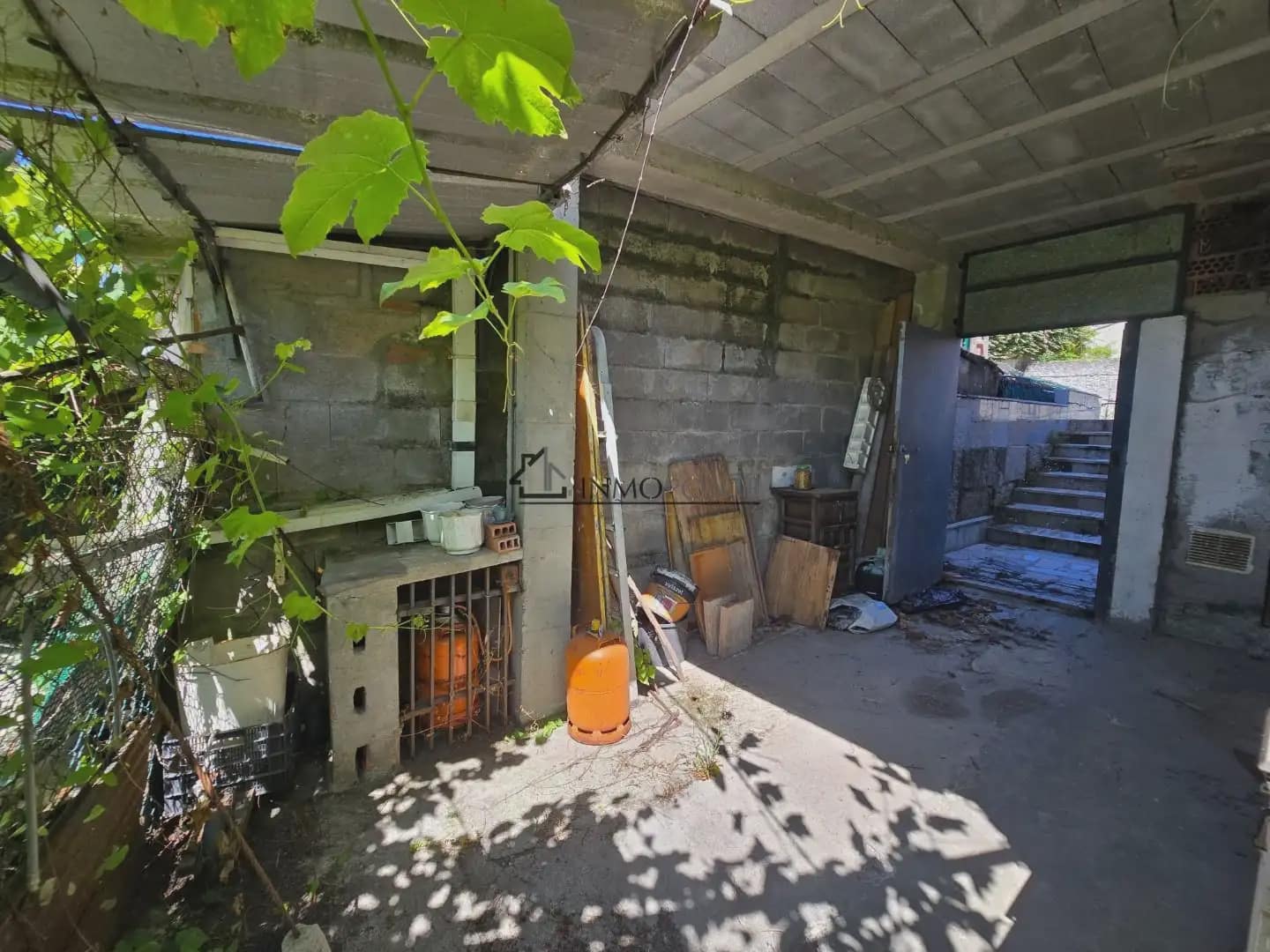 4 bedroom Finca/Country House for sale in Pontevedra city with garage - € 280,000 (Ref: 9932553)