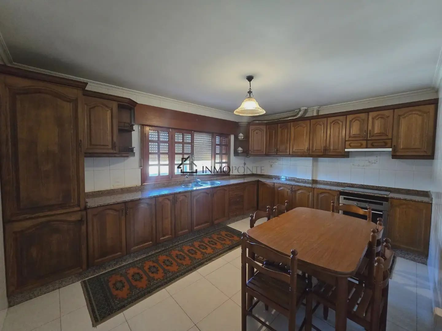 3 Zimmer Haus zu vermieten in Vilaboa mit Garage - 1.000 € (Ref: 9932554)