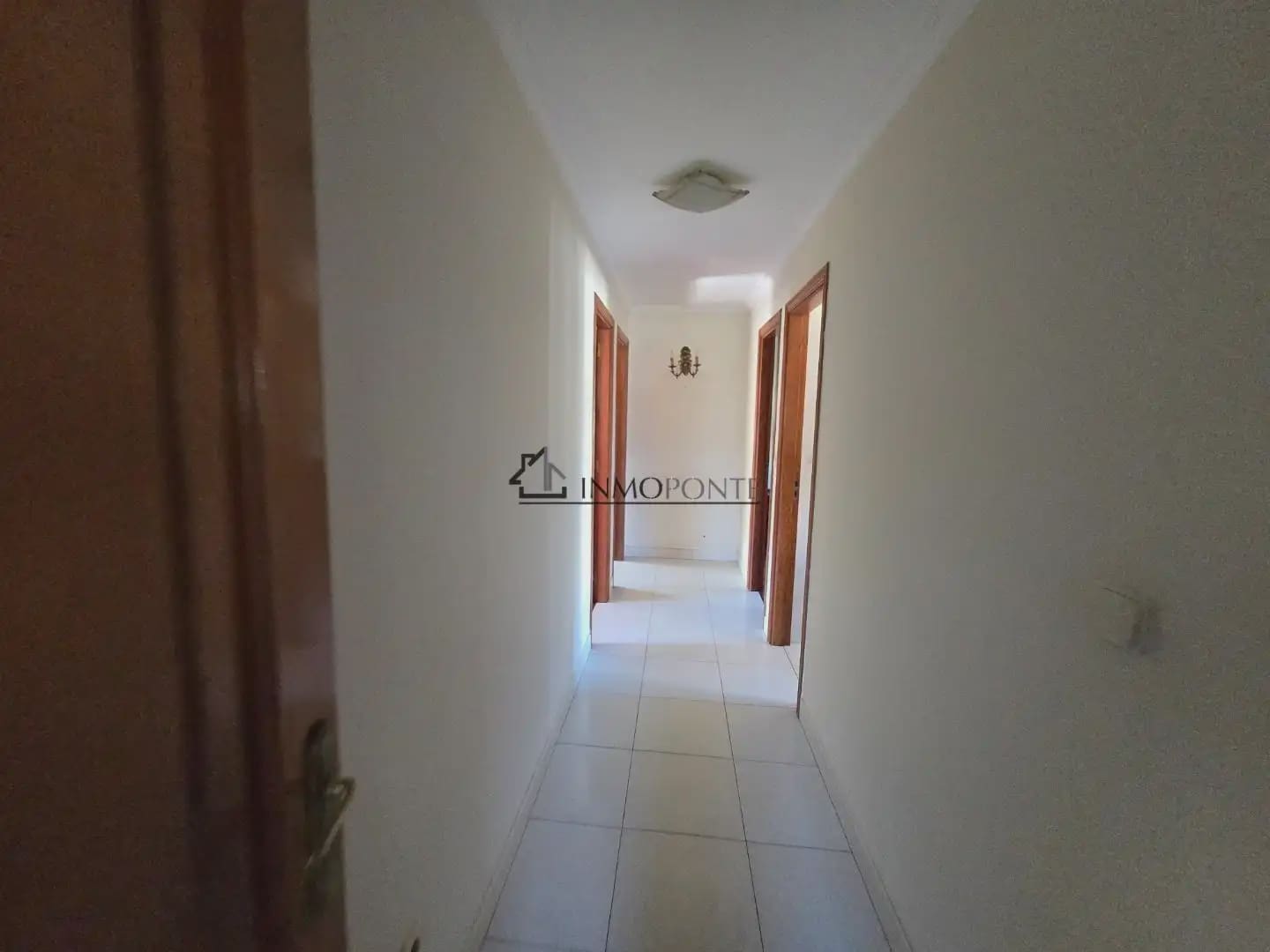 3 Zimmer Haus zu vermieten in Vilaboa mit Garage - 1.000 € (Ref: 9932554)