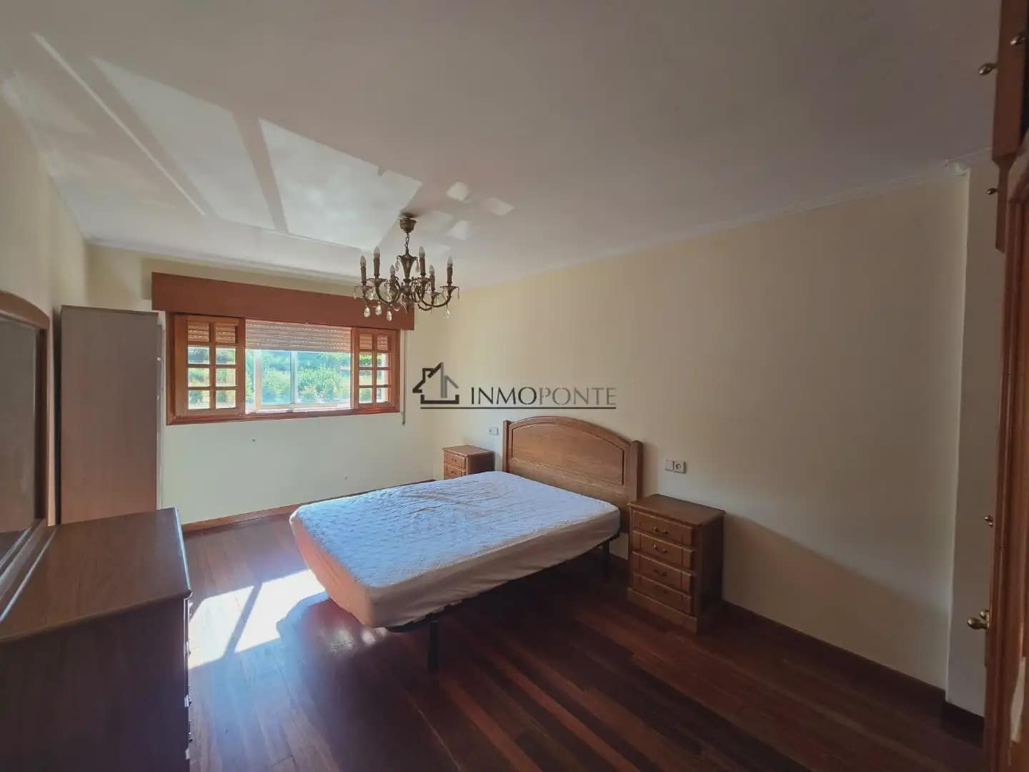 3 Zimmer Haus zu vermieten in Vilaboa mit Garage - 1.000 € (Ref: 9932554)