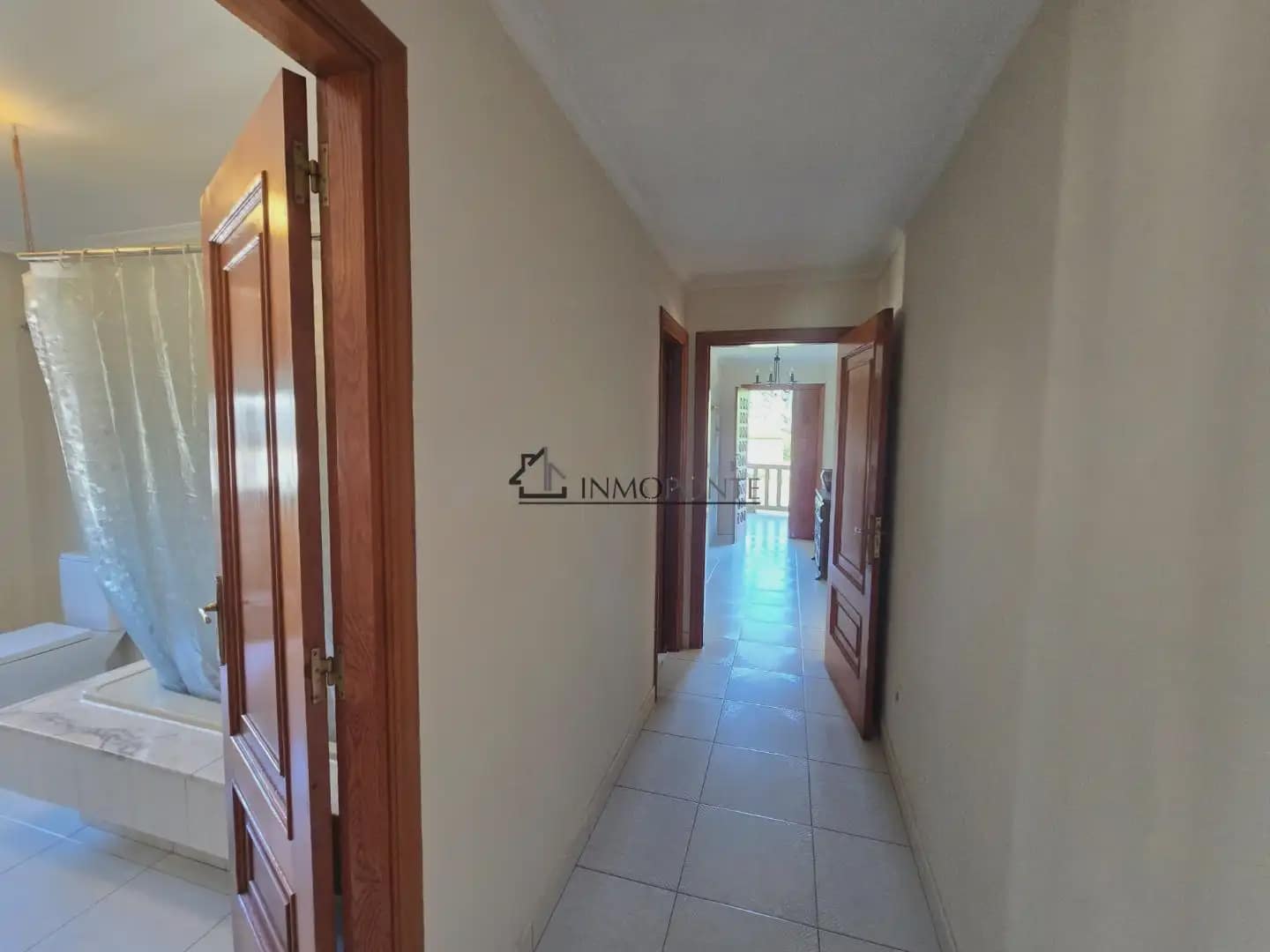 3 Zimmer Haus zu vermieten in Vilaboa mit Garage - 1.000 € (Ref: 9932554)
