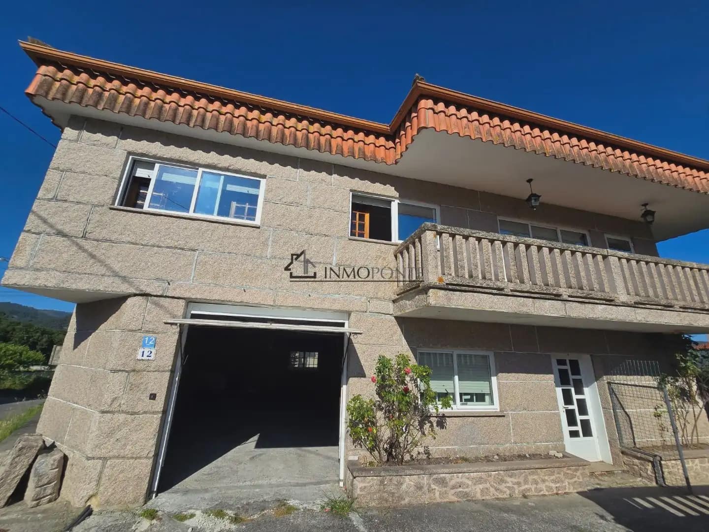 3 Zimmer Haus zu vermieten in Vilaboa mit Garage - 1.000 € (Ref: 9932554)