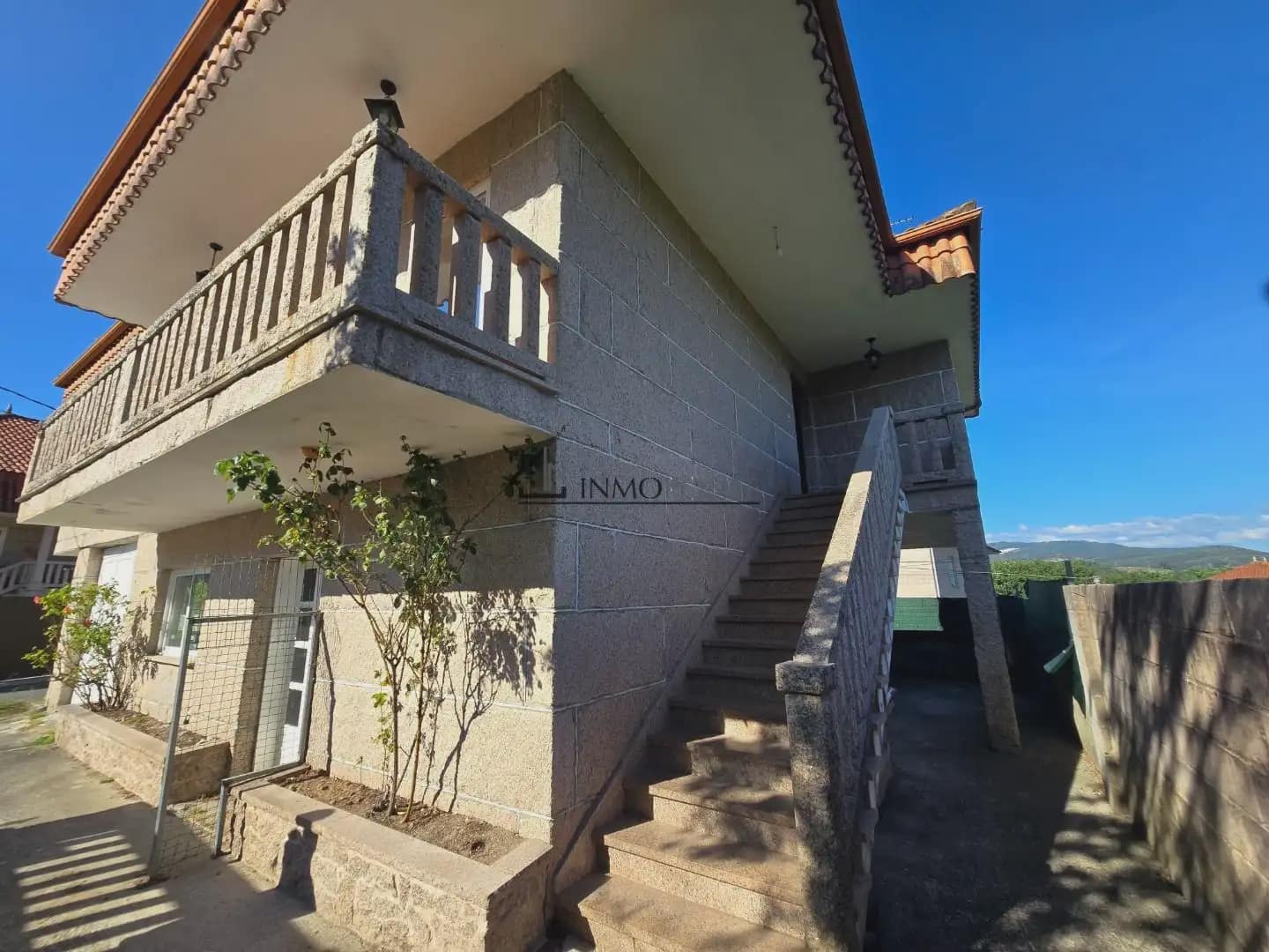 3 Zimmer Haus zu vermieten in Vilaboa mit Garage - 1.000 € (Ref: 9932554)