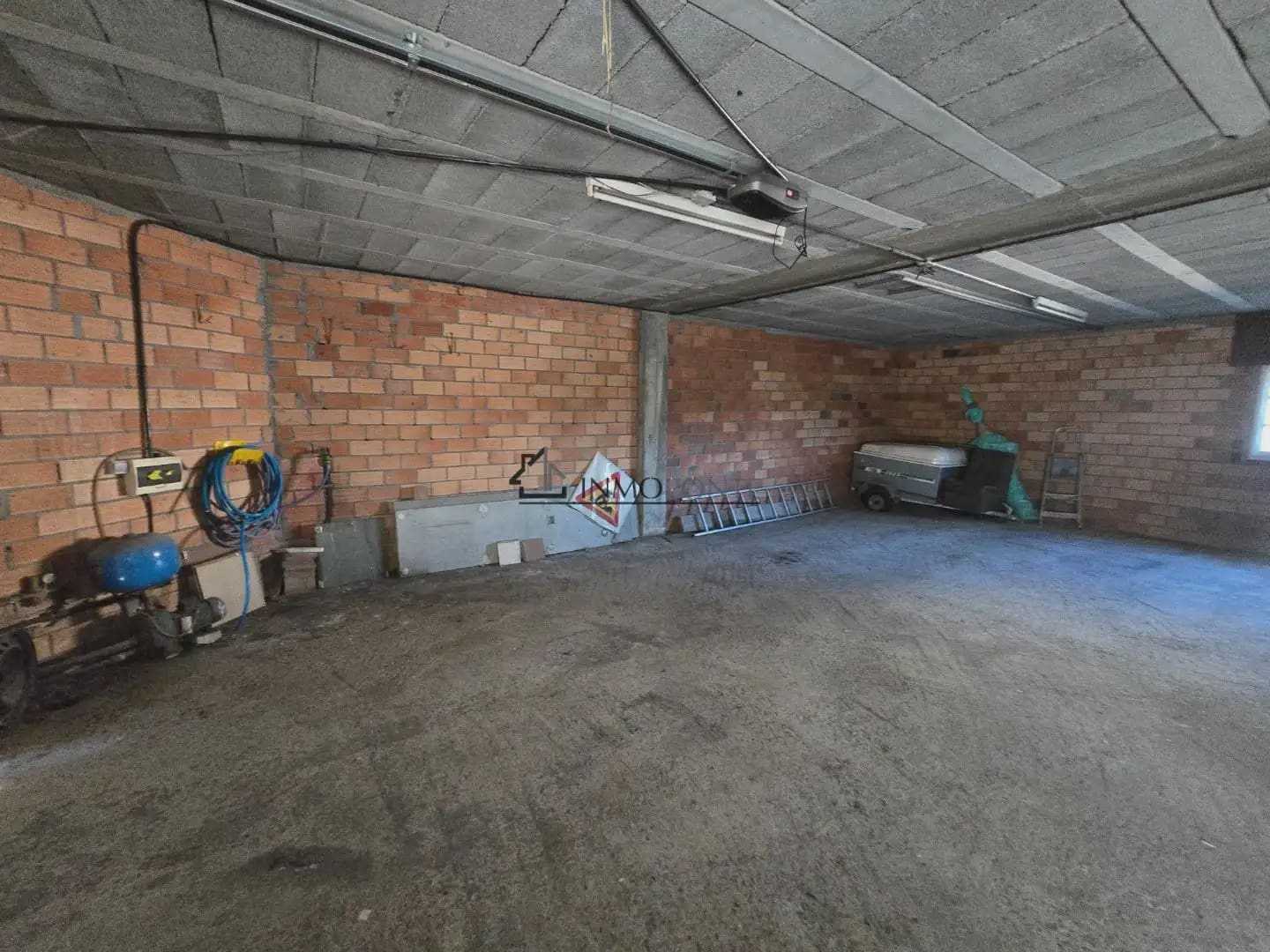 3 Zimmer Haus zu vermieten in Vilaboa mit Garage - 1.000 € (Ref: 9932554)