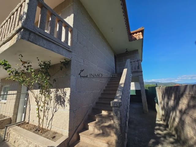3 Zimmer Haus zu vermieten in Vilaboa mit Garage - 1.000 € (Ref: 9932554)