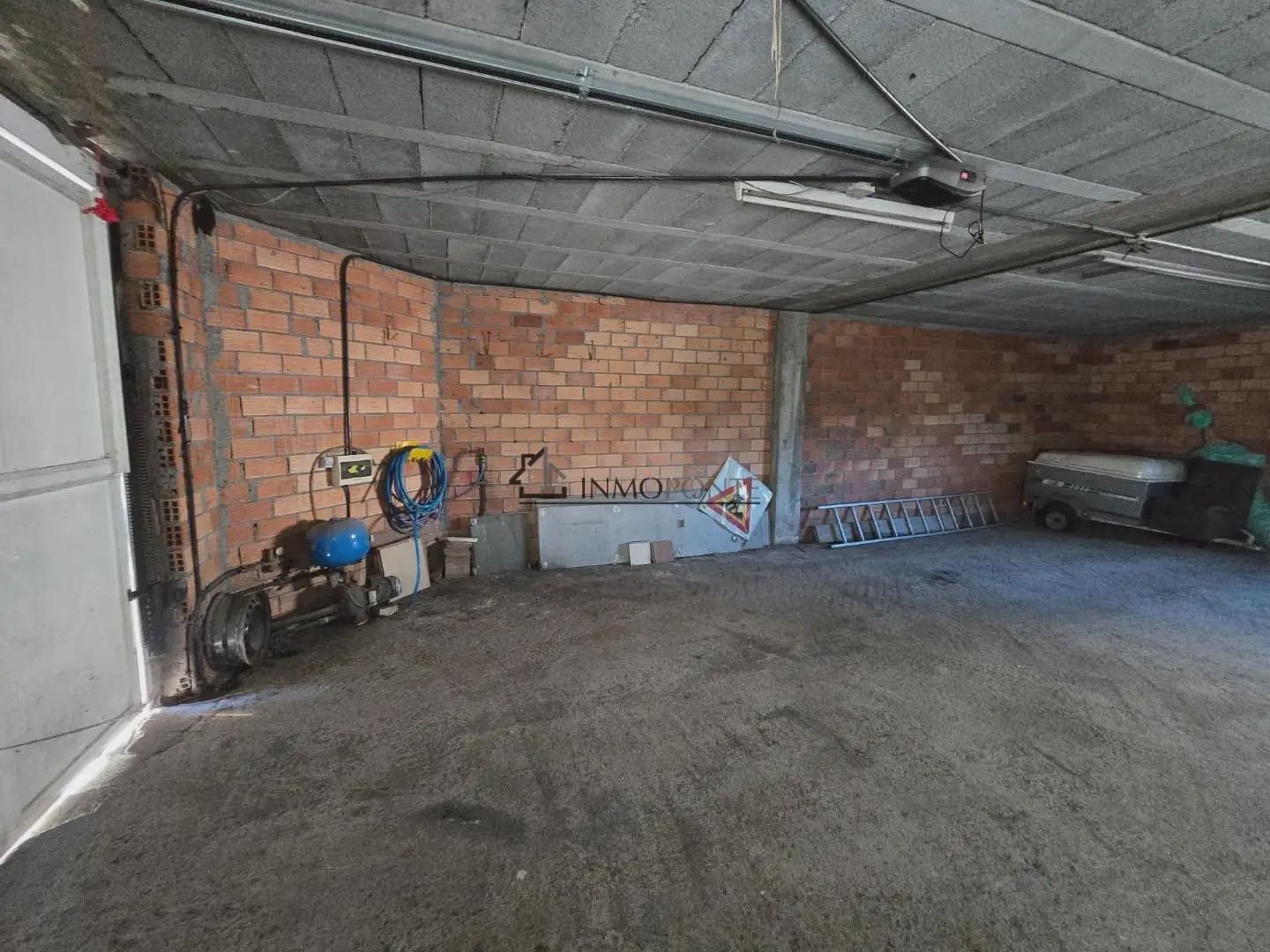 3 Zimmer Haus zu vermieten in Vilaboa mit Garage - 1.000 € (Ref: 9932554)