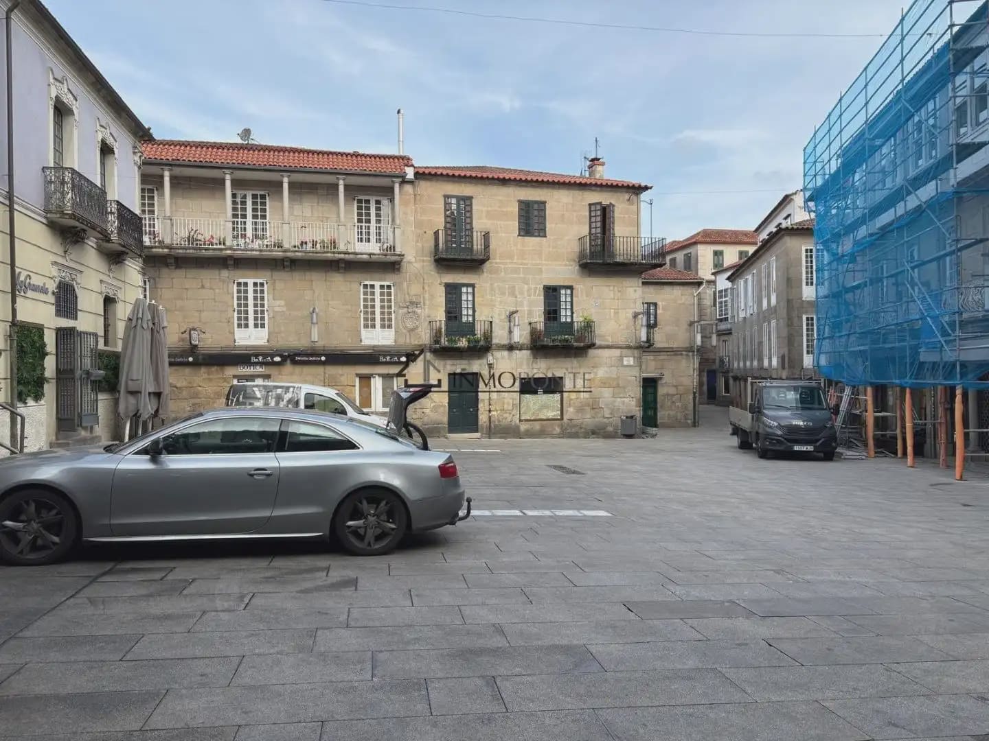 Flat te koop in Pontevedra stad - € 200.000 (Ref: 9965744)