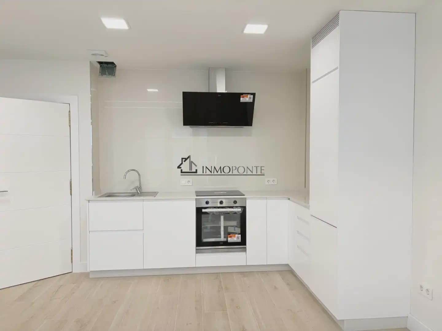 2 camera da letto Appartamento da affittare in Pontevedra citta - 950 € (Rif: 9993619)