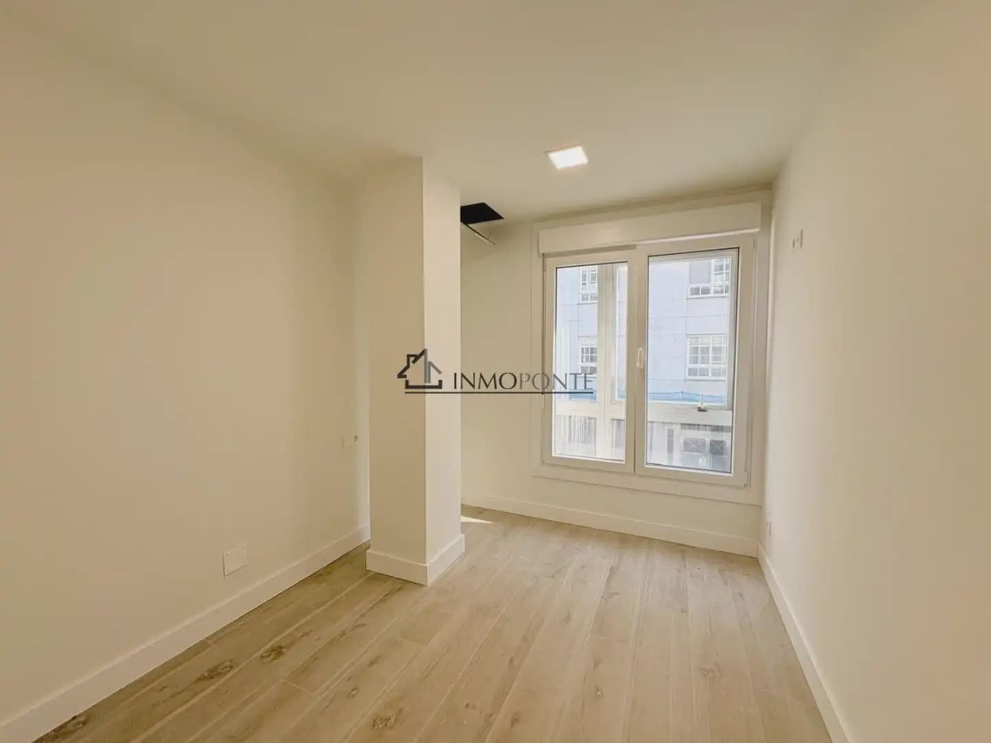2 camera da letto Appartamento da affittare in Pontevedra citta - 950 € (Rif: 9993619)