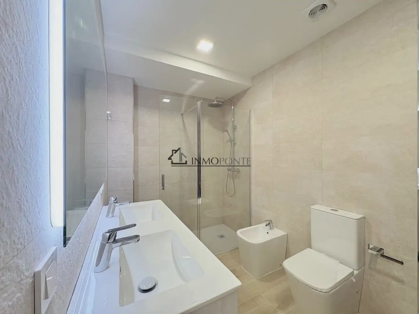 2 camera da letto Appartamento da affittare in Pontevedra citta - 950 € (Rif: 9993619)