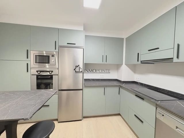 4 soverom Leilighet til leie i Pontevedra by - € 1 200 (Ref: 9993660)