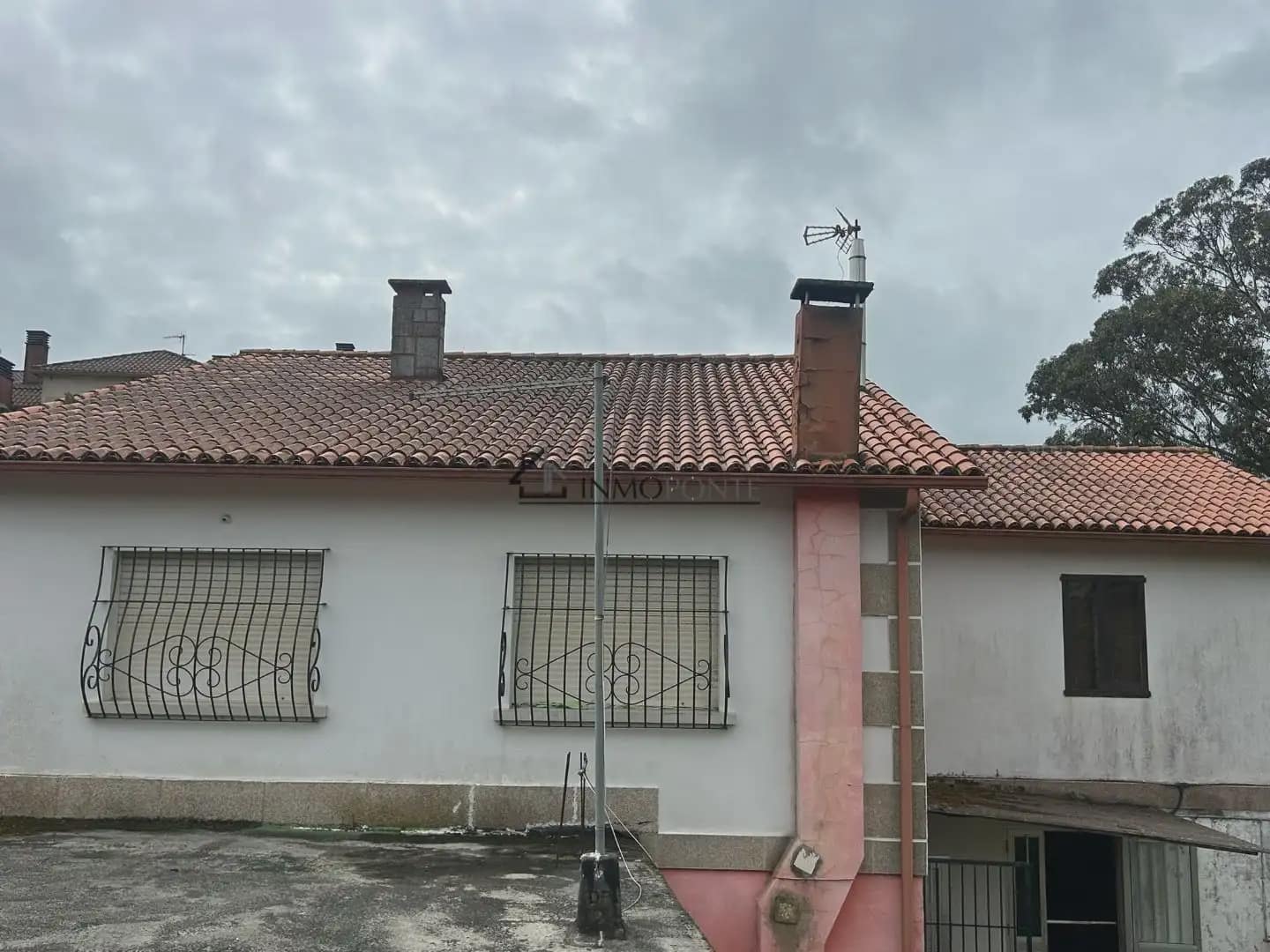 5 sovrum Villa till salu i Poio med garage - 250 000 € (Ref: 9993661)