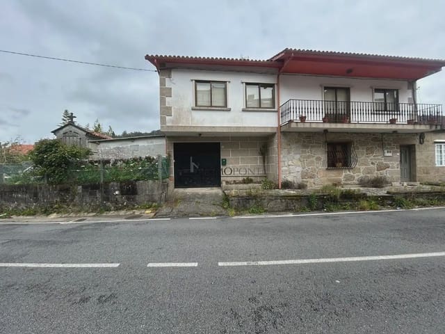 Chalet de 5 habitaciones en Poio en venta con garaje - 250.000 € (Ref: 9993661)