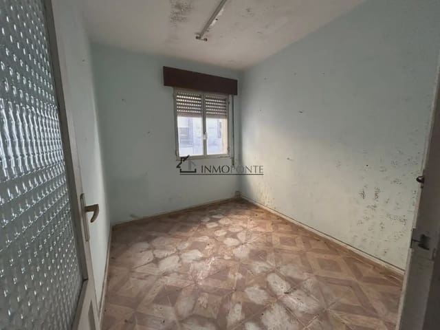 5 sovrum Hus till salu i Pontevedra stad - 220 000 € (Ref: 9999089)