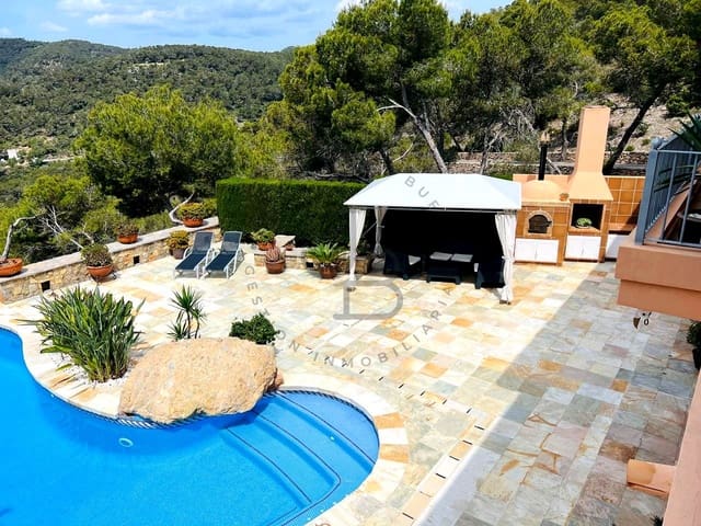 3 sypialnia Willa na sprzedaż w Roca Llisa, Santa Eulalia / Santa Eularia z basenem garażem - 2 595 000 € (Ref: 8941745)