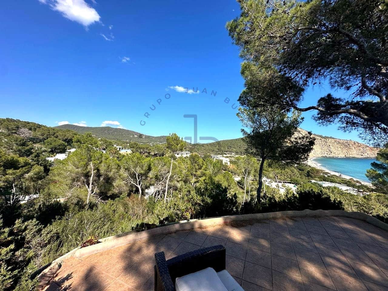 4 bedroom Villa for sale in Ibiza / Eivissa town with pool - € 4,900,000 (Ref: 8941747)