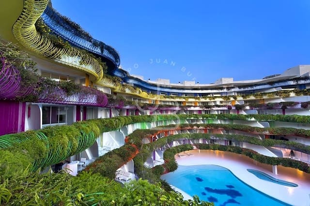 2 bedroom Flat for sale in Ibiza / Eivissa town with pool garage - € 995,000 (Ref: 8947501)