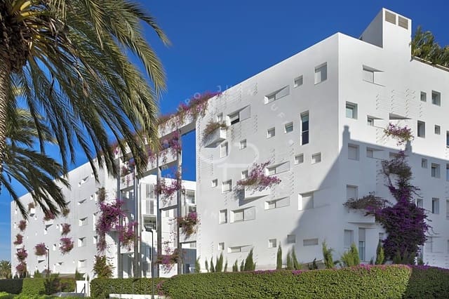 1 soverom Leilighet til salgs i Ibiza by med svømmebasseng garasje - € 556 500 (Ref: 8947502)