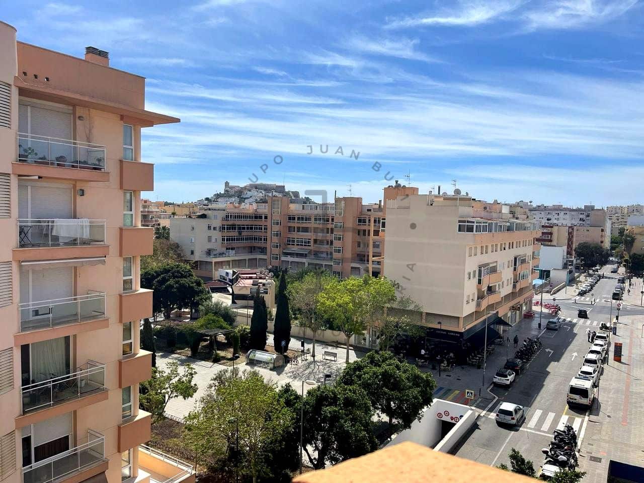 3 bedroom Flat for sale in Ibiza / Eivissa town with garage - € 690,000 (Ref: 9009387)
