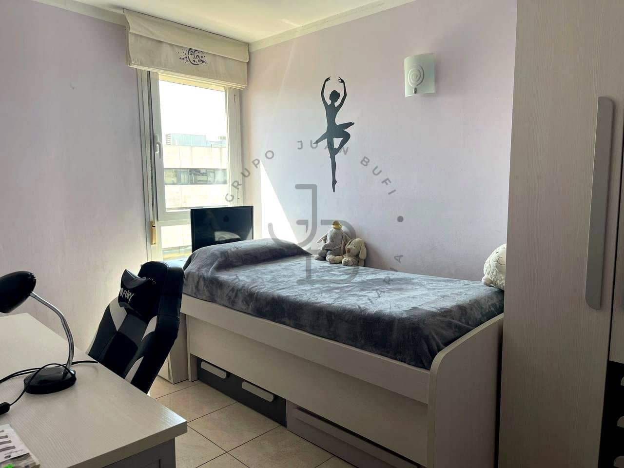 3 bedroom Flat for sale in Ibiza / Eivissa town with garage - € 690,000 (Ref: 9009387)