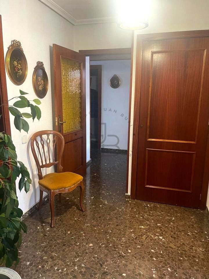 4 bedroom Flat for sale in Ibiza / Eivissa town with garage - € 750,000 (Ref: 9113525)