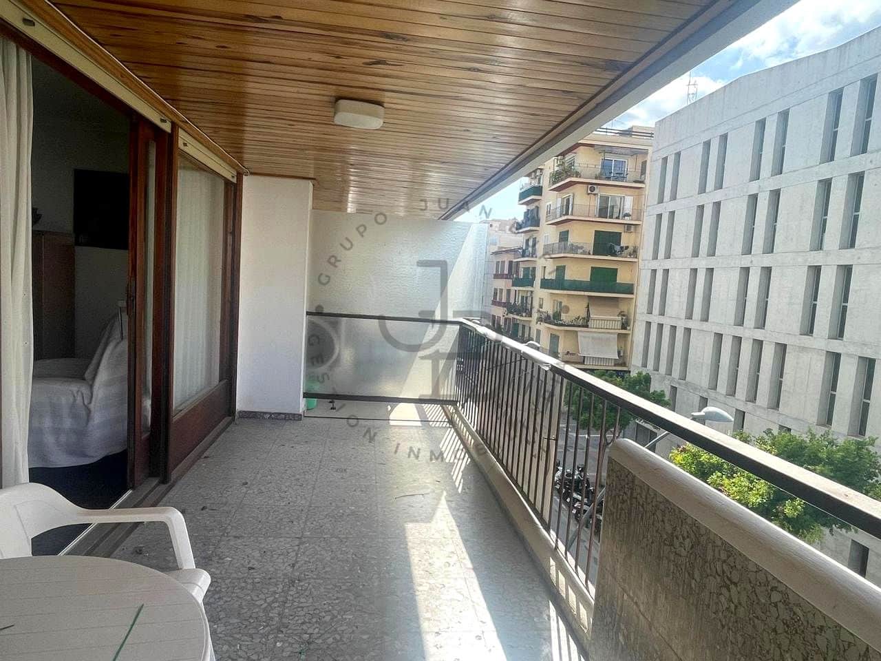 4 bedroom Flat for sale in Ibiza / Eivissa town with garage - € 750,000 (Ref: 9113525)