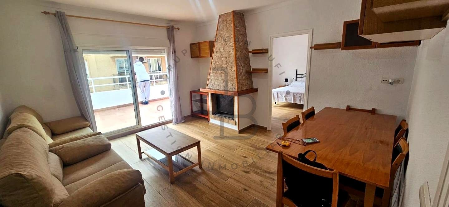 3 quarto Apartamento para arrendar em Ibiza / Eivissa cidade - 2 300 € (Ref: 9459707)