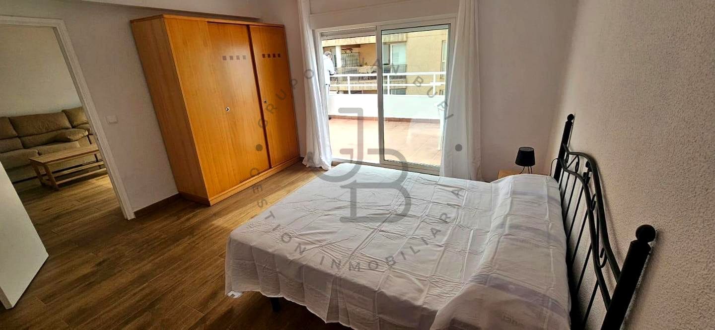 3 quarto Apartamento para arrendar em Ibiza / Eivissa cidade - 2 300 € (Ref: 9459707)