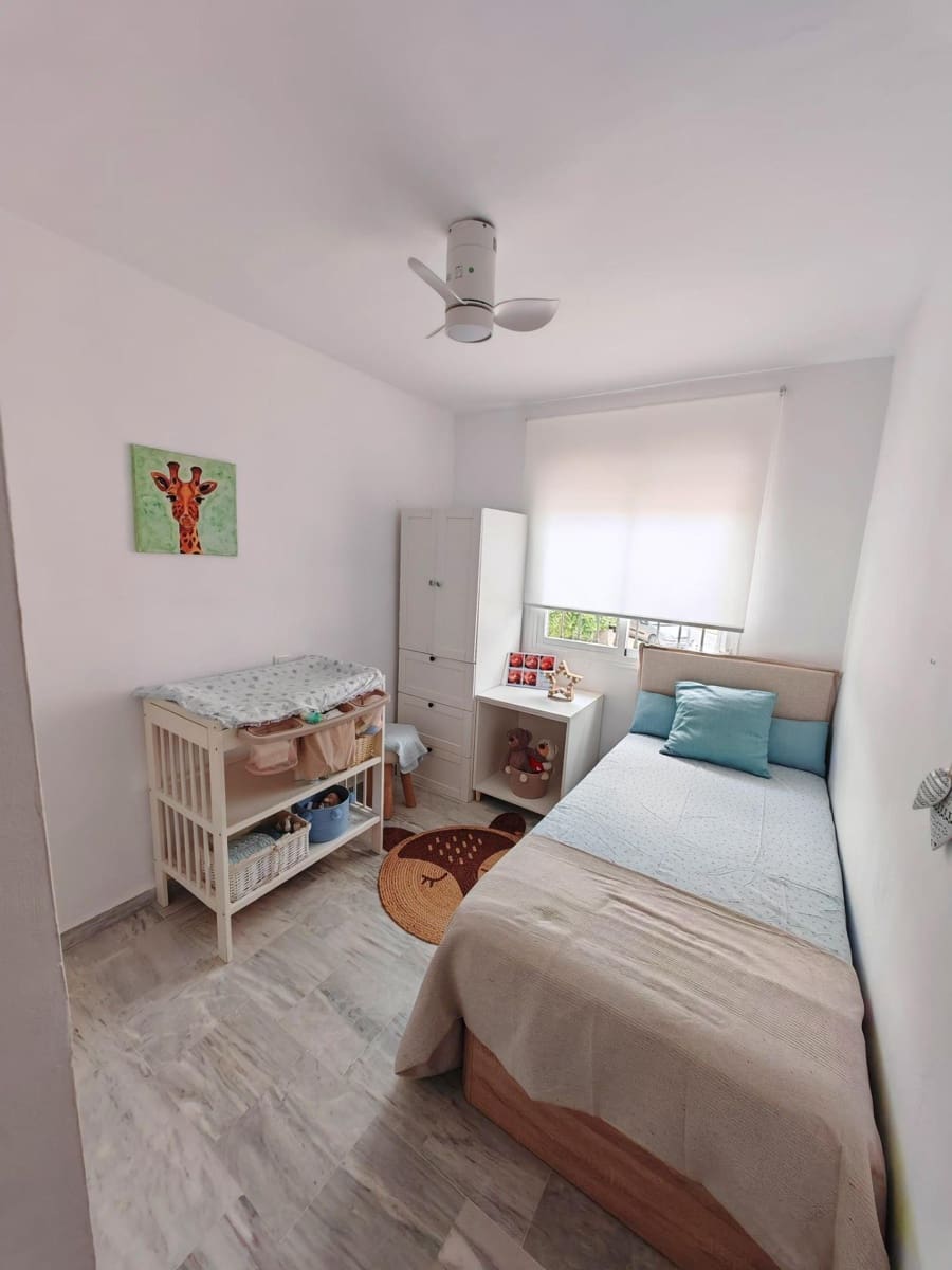 5 soverom Rekkehus til salgs i Marbella med garasje - € 629 000 (Ref: 10095627)