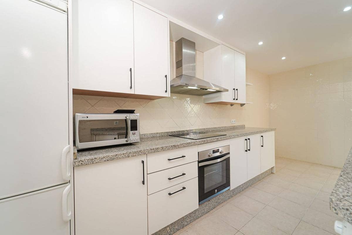 2 chambre Appartement à vendre à Elviria avec piscine - 450 000 € (Ref: 10098484)