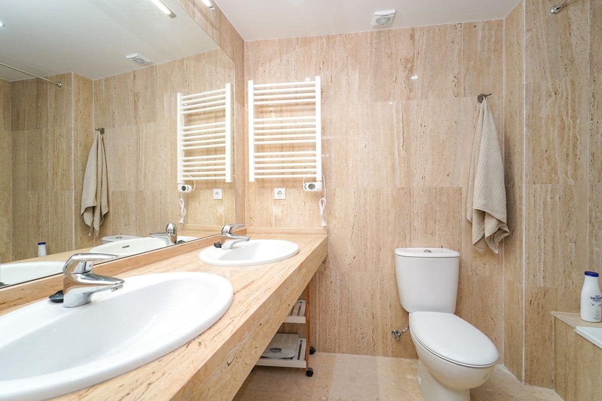 2 chambre Appartement à vendre à Elviria avec piscine - 450 000 € (Ref: 10098484)