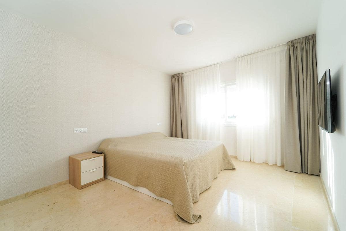 2 chambre Appartement à vendre à Elviria avec piscine - 450 000 € (Ref: 10098484)
