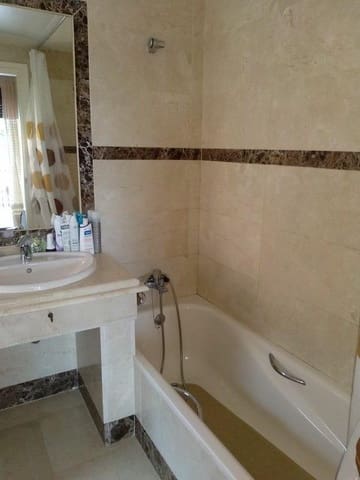 2 bedroom Flat for rent in Chullera, Manilva with pool - € 975 (Ref: 10098489)