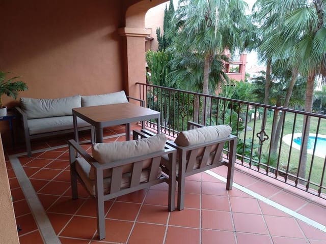 2 bedroom Flat for rent in Chullera, Manilva with pool - € 975 (Ref: 10098489)
