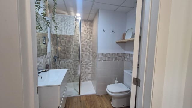 Apartamento de 3 habitaciones en Puerto de Estepona, Estepona en venta con piscina garaje - 499.500 € (Ref: 10147200)
