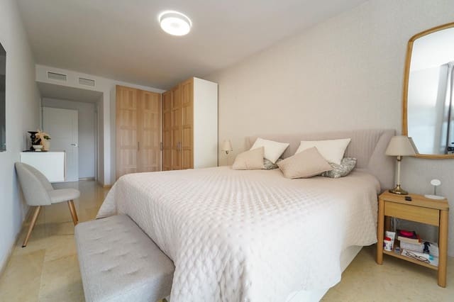 3 soverom Leilighet til salgs i Elviria, Marbella med svømmebasseng garasje - € 440 000 (Ref: 10150382)