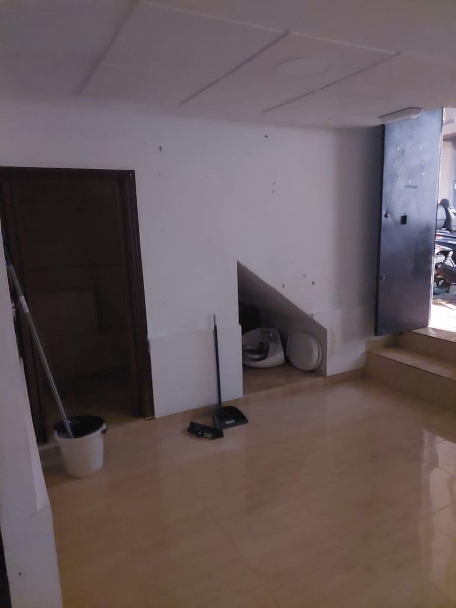 Commercial for rent in Ceuta - € 550 (Ref: 10150384)