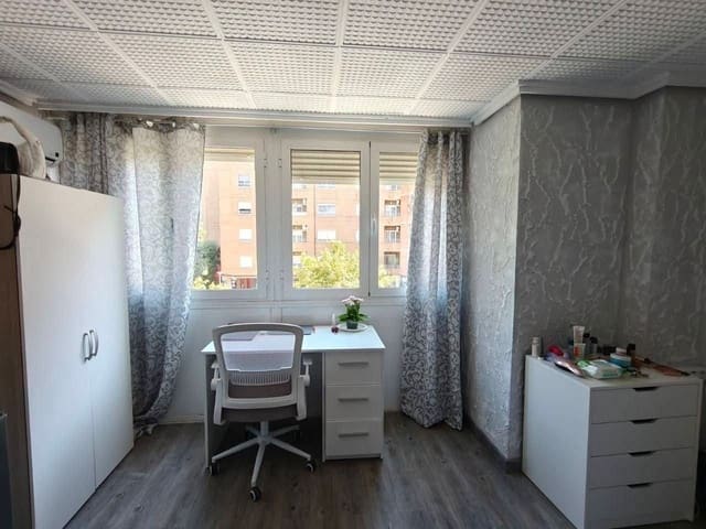 5 quarto Apartamento para venda em Xirivella - 217 000 € (Ref: 10062556)