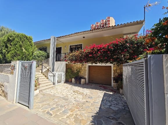 4 Zimmer Villa zu verkaufen in Foietes, Benidorm - 830.000 € (Ref: 10062559)
